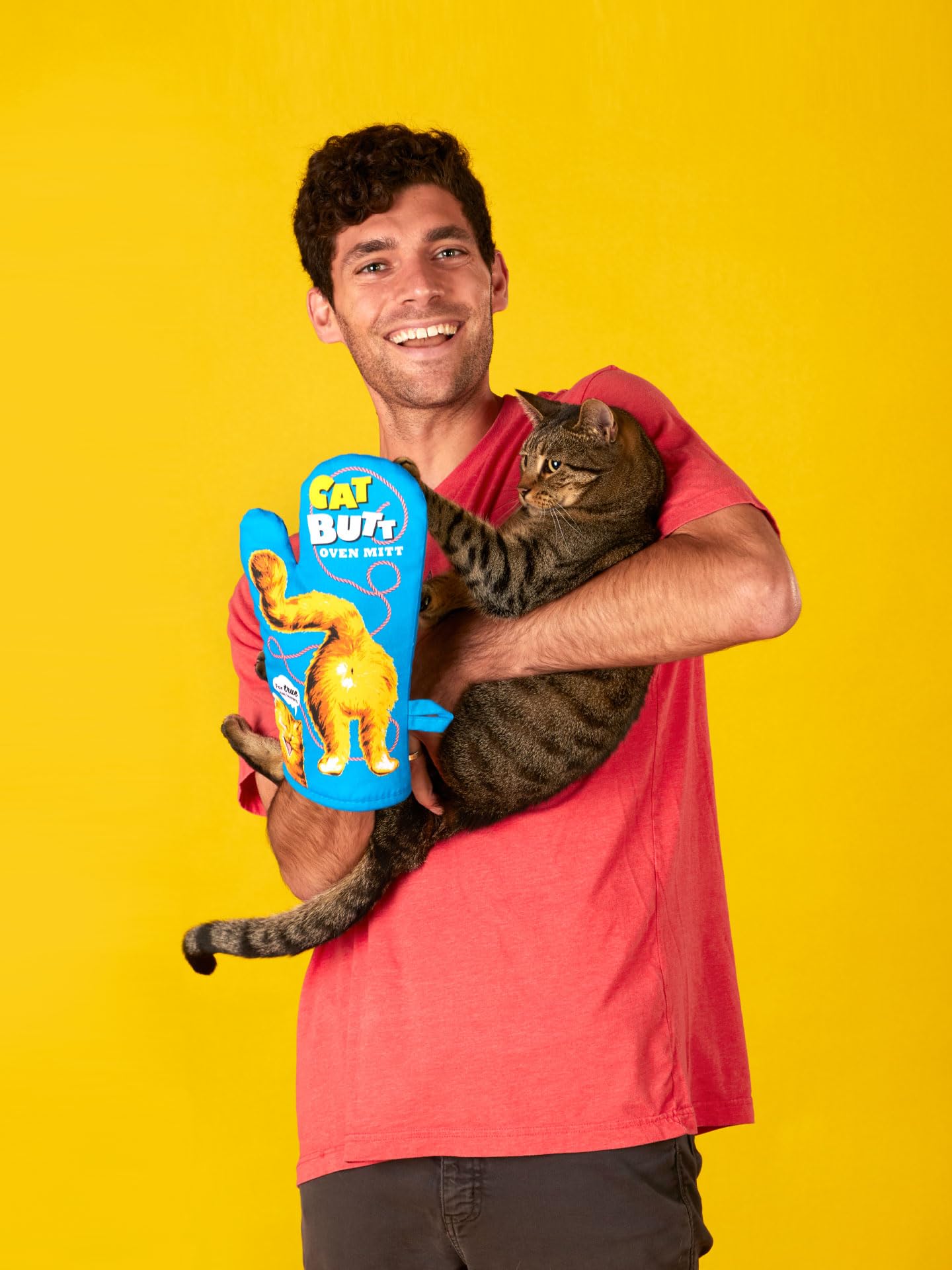 Blue Q Cat Butt Funny Oven Mitts - Cute Oven Mitts, Home Kitchen Gifts, Cooking Accessories, Super-Insulated Quilting, Comfy Natural-Fitting Shape, 100% Cotton, Machine Wash, Size 12.5" L x 7.5" W - Image 4